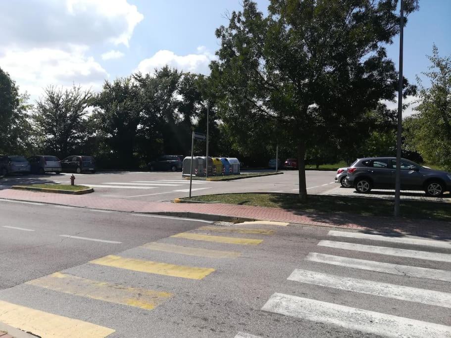 Apartamento Casa Di Michela A Sirmione Con Piscina Exterior foto